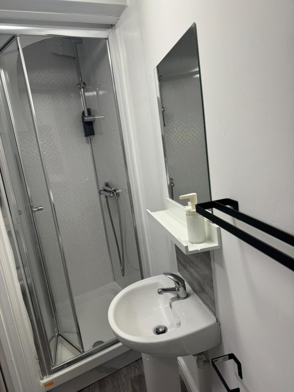 Comfortable Stay - St James'S Terrace นอตติงแฮม ภายนอก รูปภาพ